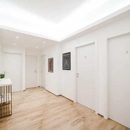 Tibur Domus فندق مبيت وإفطار روما