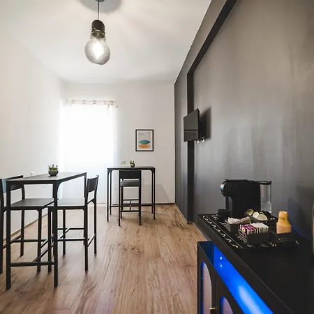 Tibur Domus * روما